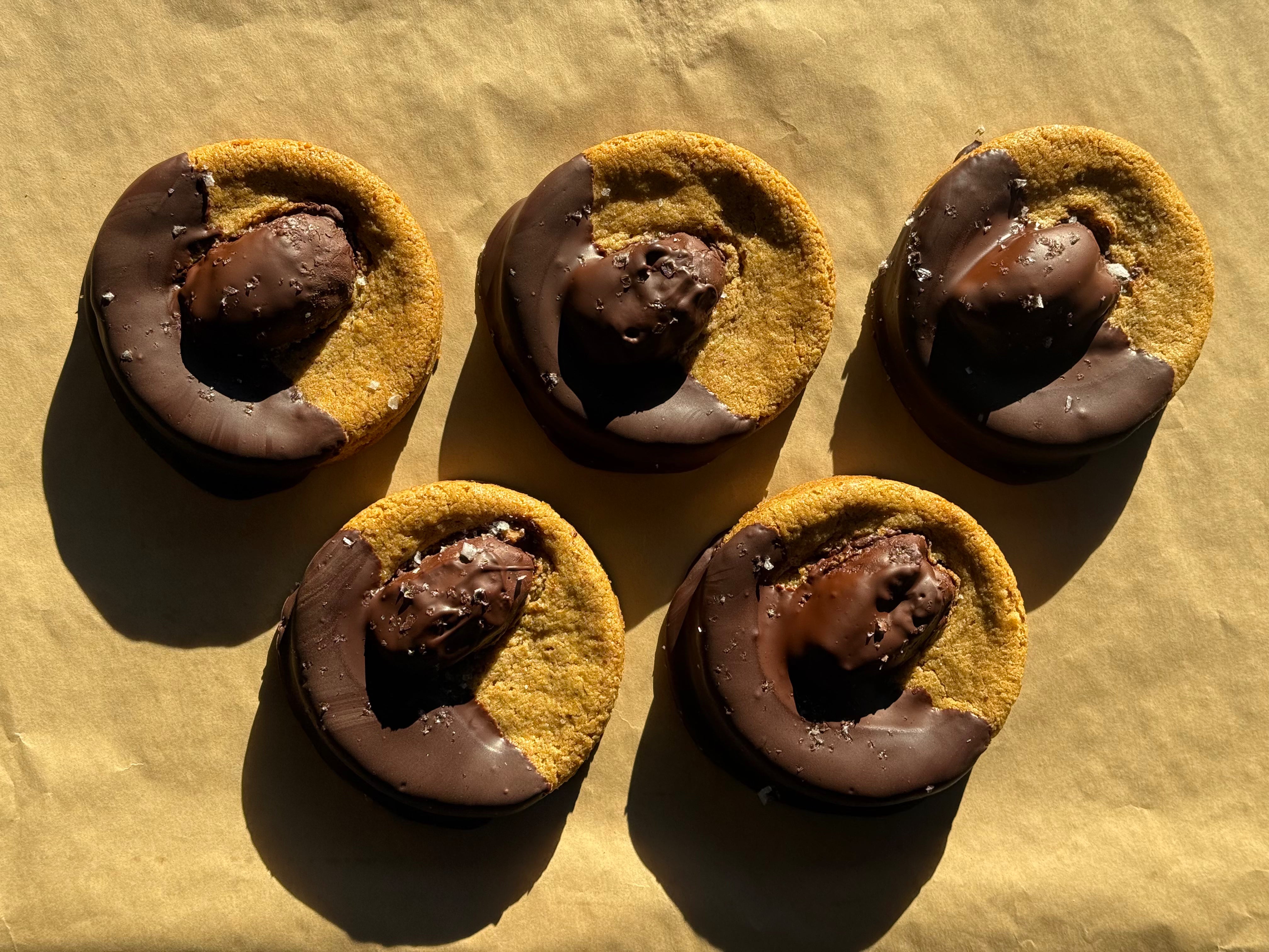 Clean Dough X Gato Macadamia Nut Olive Oil Date Stuffed Cookie